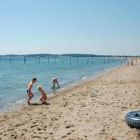Дом отдыха Three-bedroom Holiday In Haderslev *