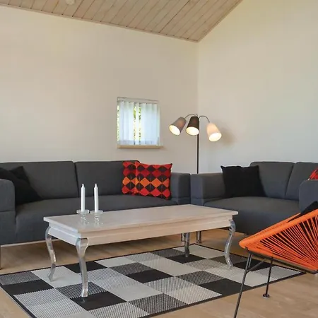Three-bedroom Holiday In Haderslev *